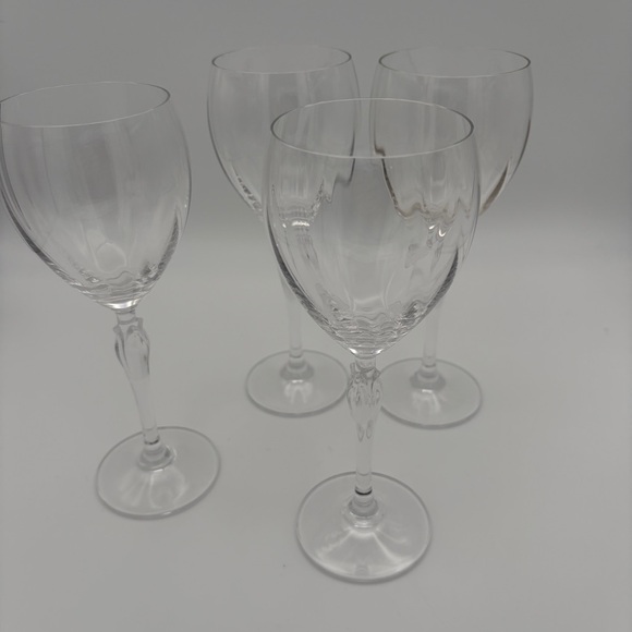 Mikasa Spring Petals Crystal Optic Bowl Wine Glasses Set Of Four - Picture 3 of 6